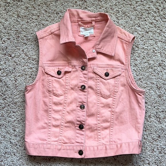 Forever 21 Jackets & Blazers - Forever 21 Peach Denim Vest - S